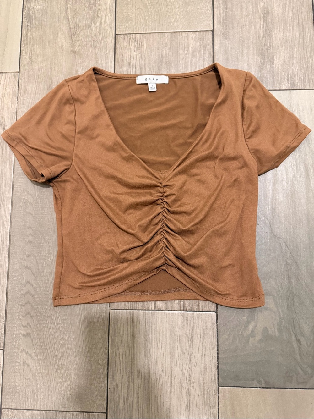 gaze Ruched V-Neck Cropped Top in Caramel